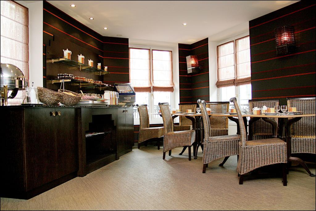 Pavillon Opera Bourse Hotel Paris Restaurant photo